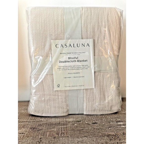 Casaluna Full/Queen Size Rayon Bamboo Blissfull Doublecloth Reversible Blanket - Picture 6 of 7